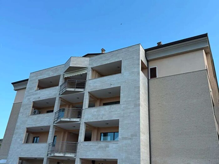 Appartamento quadrilocale in vendita in Via Alfonsina Morini, Perugia