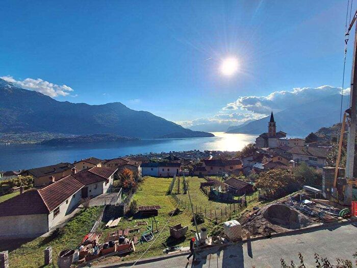 Appartamento quadrilocale in vendita in Vercana