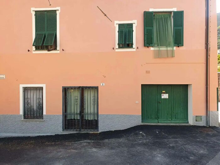 Casa quadrilocale in vendita in Via Cavour, Toirano