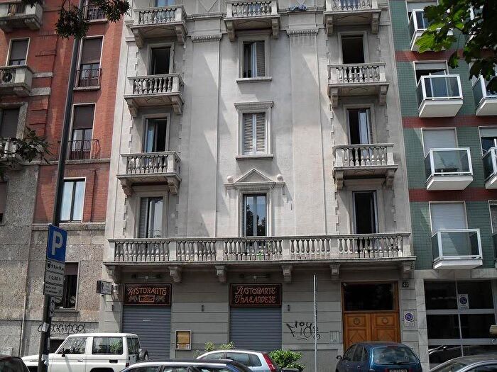 Appartamento trilocale in affitto in Piazza Aspromonte, Città Studi, Milano