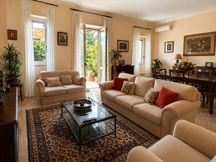 Appartamento con 5 locali in affitto in Via Francesco Bartolomeo Rastrelli, Mezzocammino, Roma