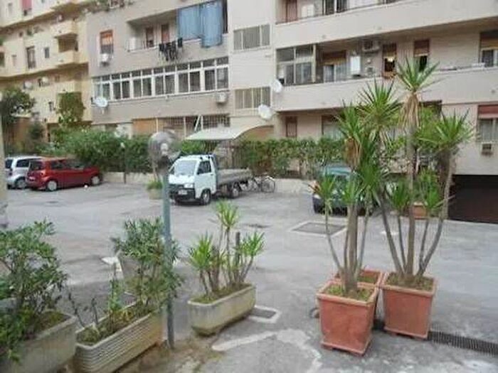 Appartamento monolocale in affitto in Via Gioacchino Ventura, Borgo Vecchio, Palermo
