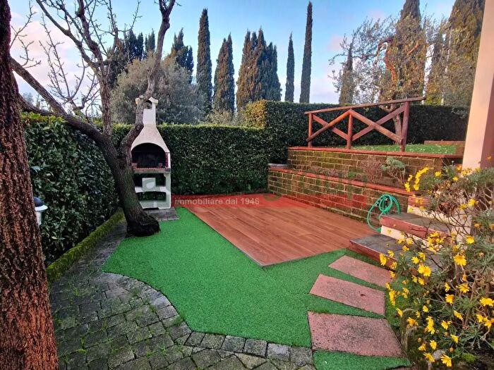 Appartamento quadrilocale in vendita in Via di Nugola Nuova, Collesalvetti