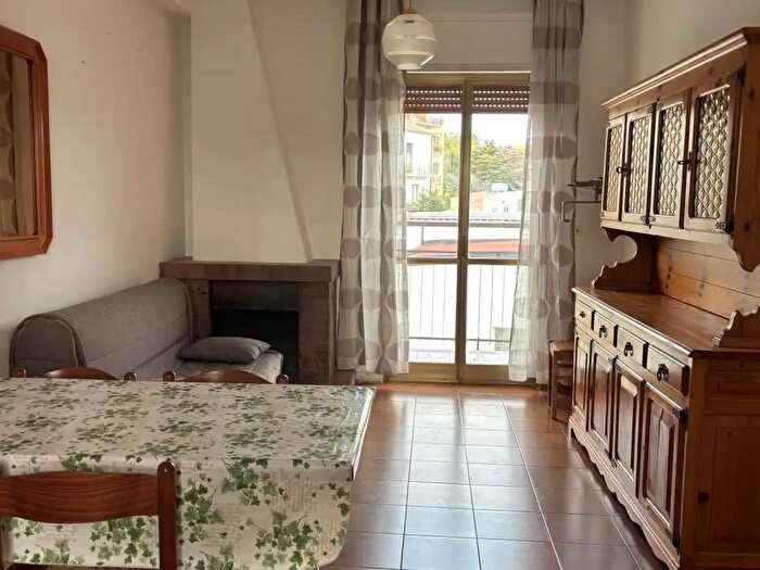 Appartamento trilocale in vendita in Montegiordano