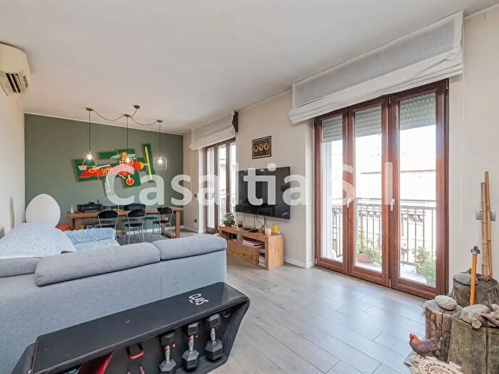 Appartamento con 5 locali in vendita in Tartaglia, Milano