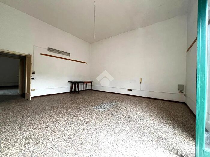 Appartamento trilocale in vendita in Via Roma, Mesagne