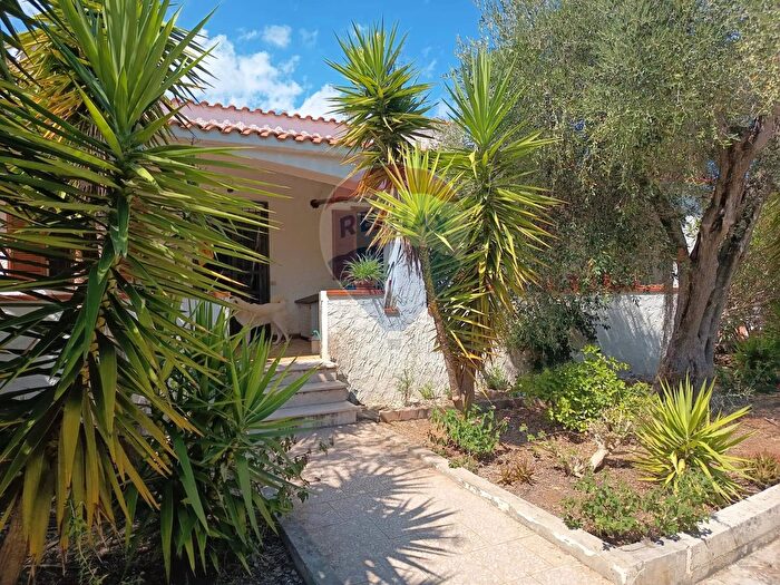 Casa con 5 locali in vendita in Località Santa Maria di Merino, Vieste