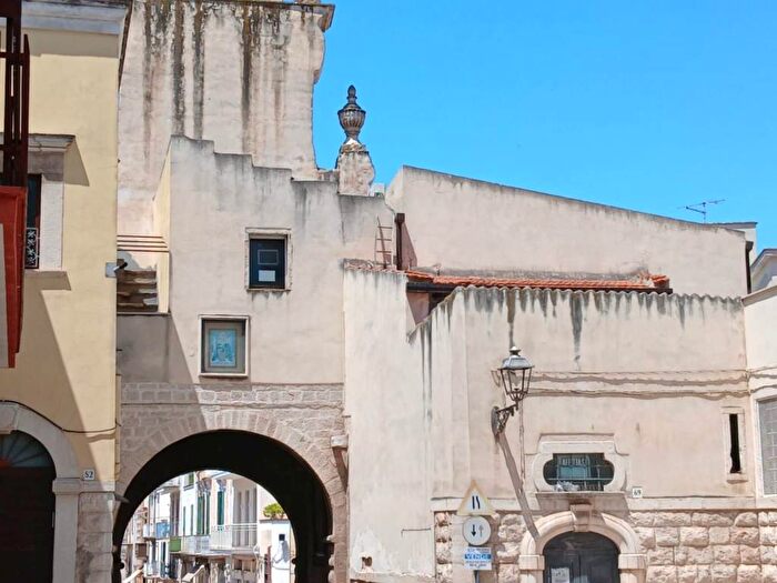 Appartamento bilocale in affitto in Via Federico II di Svevia, Centro Storico, Andria