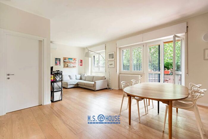 Appartamento trilocale in vendita in Milano, Milano