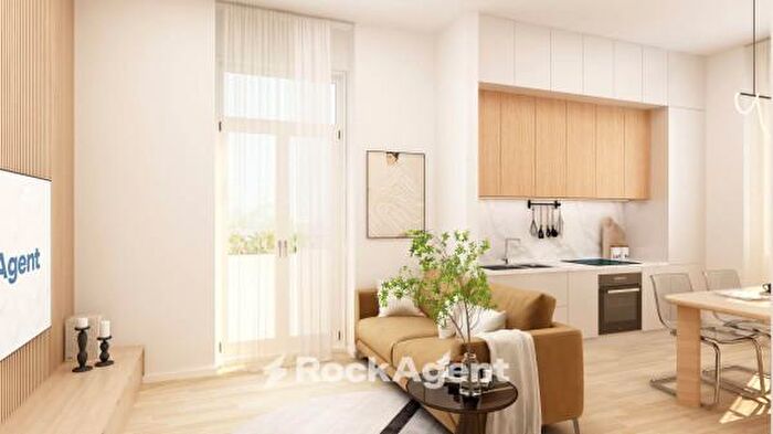 Appartamento trilocale in vendita in Via Camillo Vianson, Genova