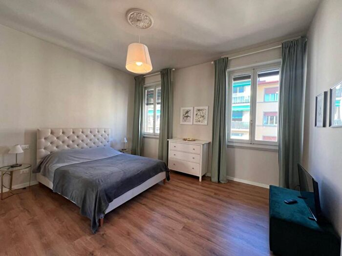 Appartamento trilocale in affitto in Via Giuseppe Sirtori, Campo di Marte, Firenze