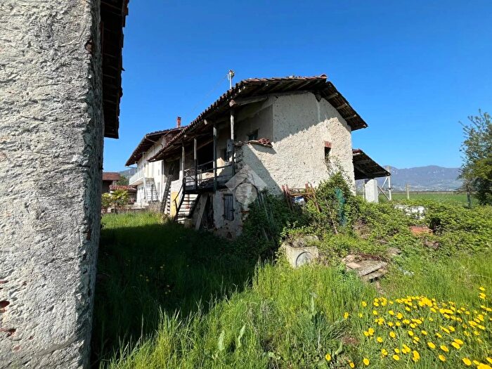 Casa quadrilocale in vendita in Via Frailie, Revello