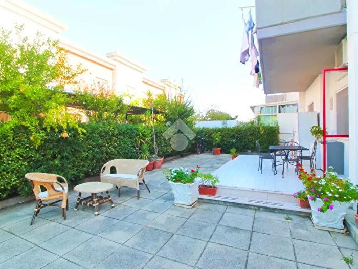 Appartamento trilocale in vendita in Via delle Gardenie, Campomarino