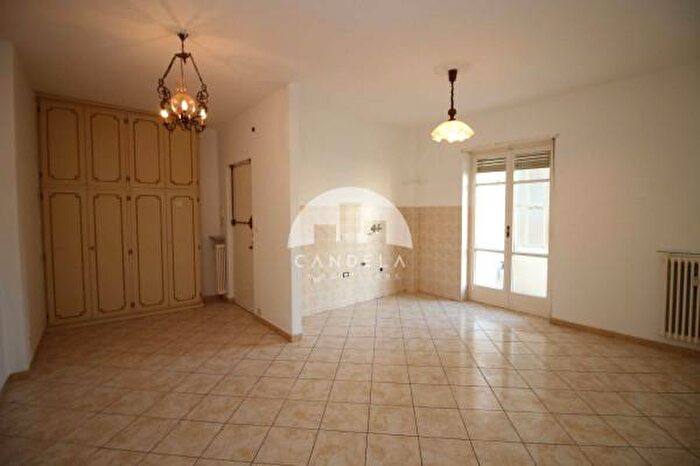 Appartamento trilocale in vendita in Via Piave, Mondovi