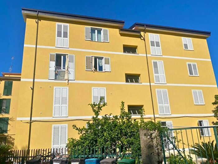 Appartamento quadrilocale in affitto in Via Stazione ViboPizzo, Stazione Vibo Pizzo, Vibo Valentia