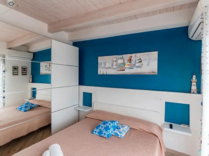 Appartamento quadrilocale in vendita in Via Giotto, Agropoli