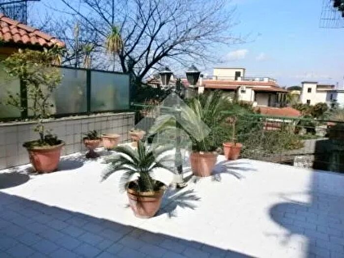 Appartamento quadrilocale in vendita in Via Aprile, Melito Di Napoli