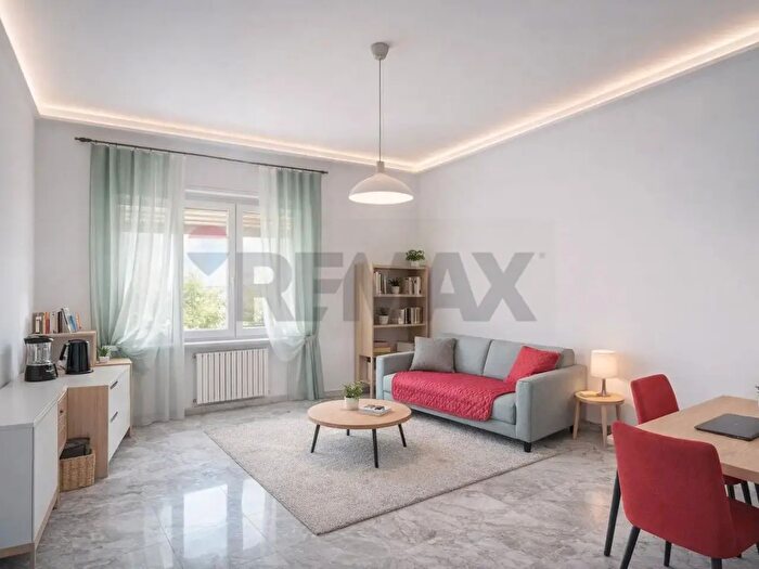 Appartamento trilocale in vendita in Viale Vittoria Colonna, Pescara