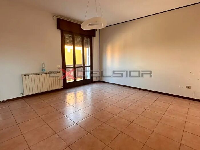 Appartamento trilocale in affitto in Adria Corso G Mazzini, Adria