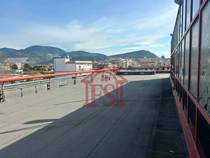 Appartamento con 6 locali in vendita in Via delle Arene, Terracina
