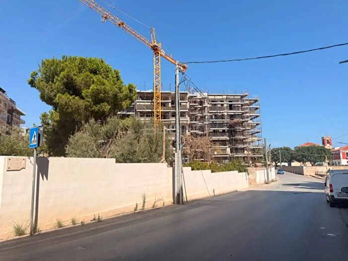 Appartamento quadrilocale in vendita in Via dei Servi di Maria, Siracusa