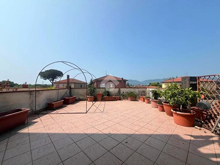 Appartamento con 5 locali in vendita in Via XXIX Novembre, Castelnuovo Magra