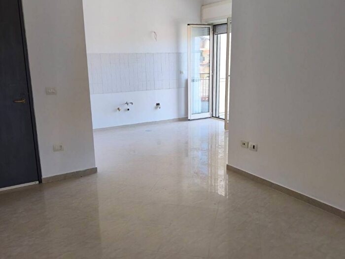 Appartamento trilocale in affitto in Via Dino Campana, Quarto