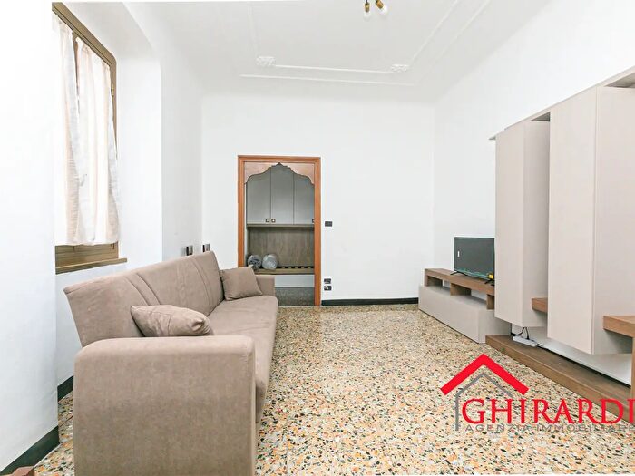 Appartamento con 6 locali in affitto in Via Gaetano Donizetti, Genova