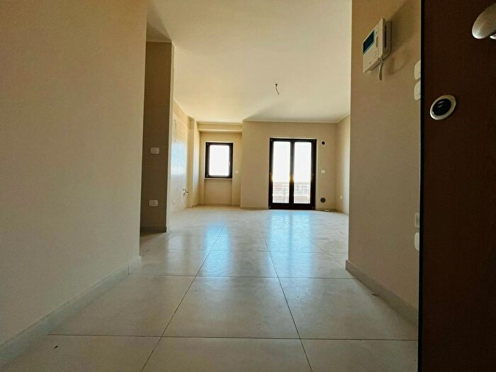 Appartamento trilocale in vendita in Via Begalli Snc, Lucera