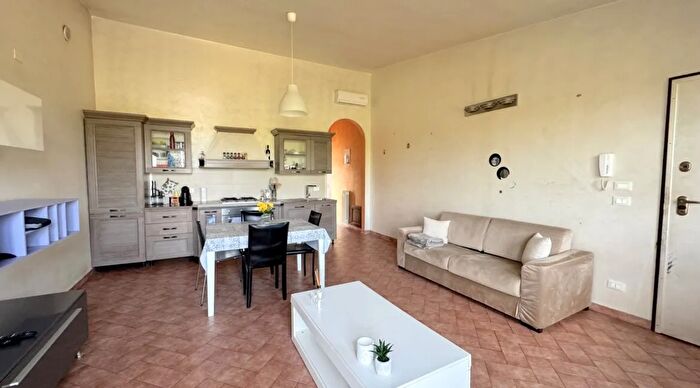 Casa con 8 locali in vendita in Ferruccia Agliana Pistoia Toscana Italia, Agliana