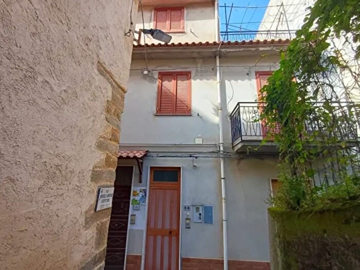 Casa con 5 locali in vendita in Vico San Seba, Ficarra