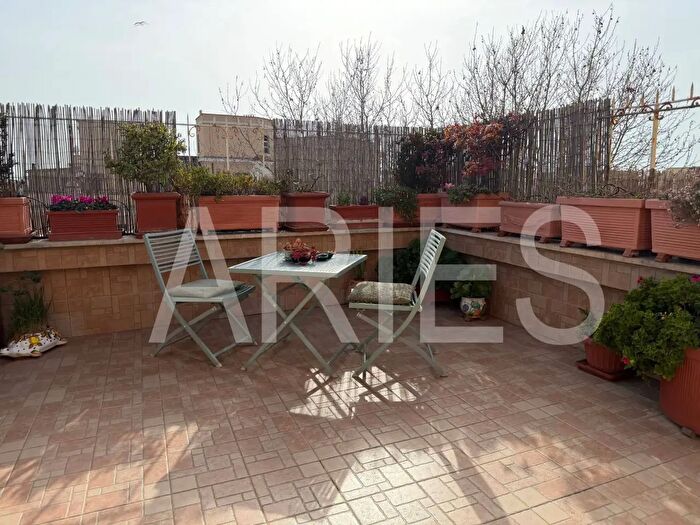 Appartamento trilocale in vendita in Via Armado Armuzzi, Roma