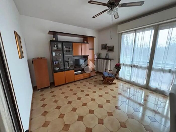 Appartamento quadrilocale in vendita in Via Monte Bianco, Limbiate