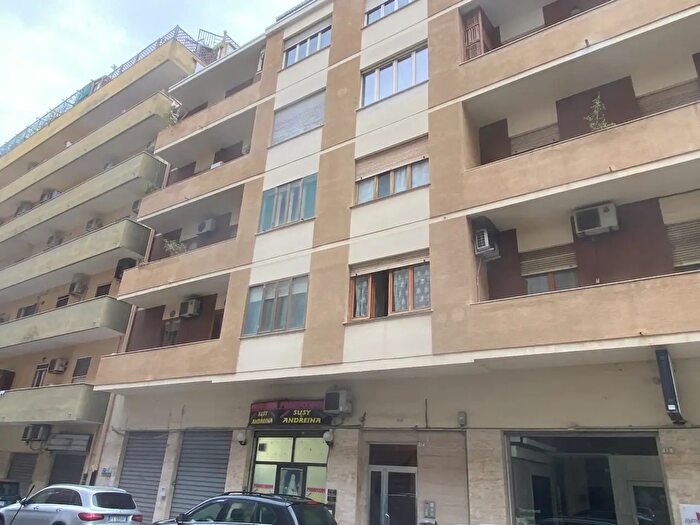 Appartamento quadrilocale in vendita in Via Arcangelo Corelli, Cagliari