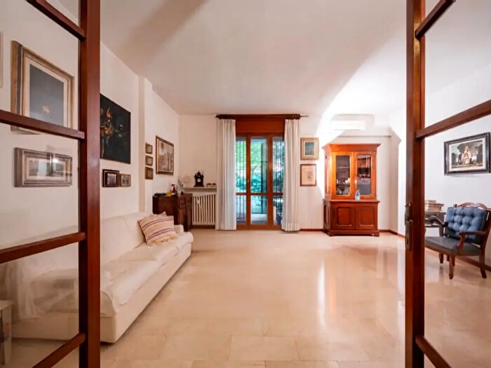 Appartamento quadrilocale in vendita in Via Anna Frank, Parma