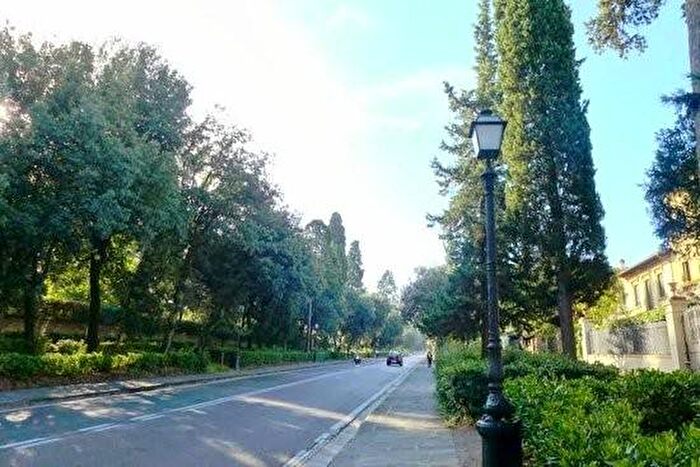 Casa con 6 locali in affitto in Viale del Poggio Imperiale, Michelangelo Poggio Imperiale, Firenze