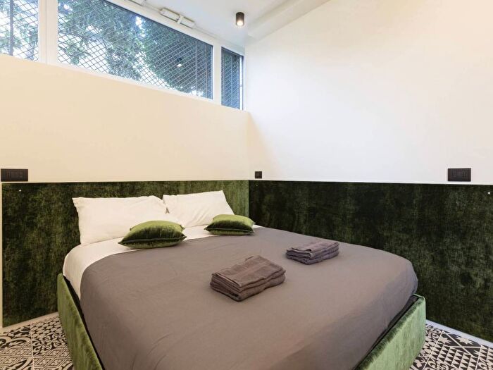 Appartamento monolocale in affitto in Via Palmanova, Cimiano, Milano