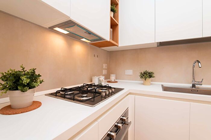 Appartamento monolocale in affitto in Via Appiano, Roma