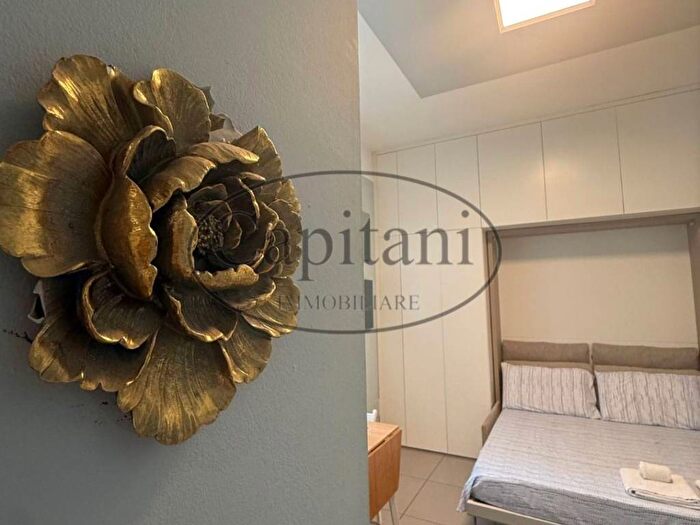 Appartamento monolocale in affitto in Via San Martino, Quadronno Crocetta, Milano