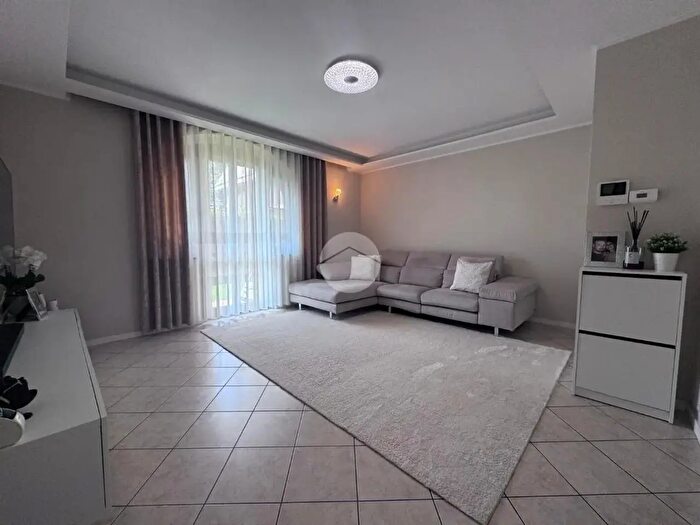 Appartamento trilocale in vendita in Via Eugenio Montale, Montello