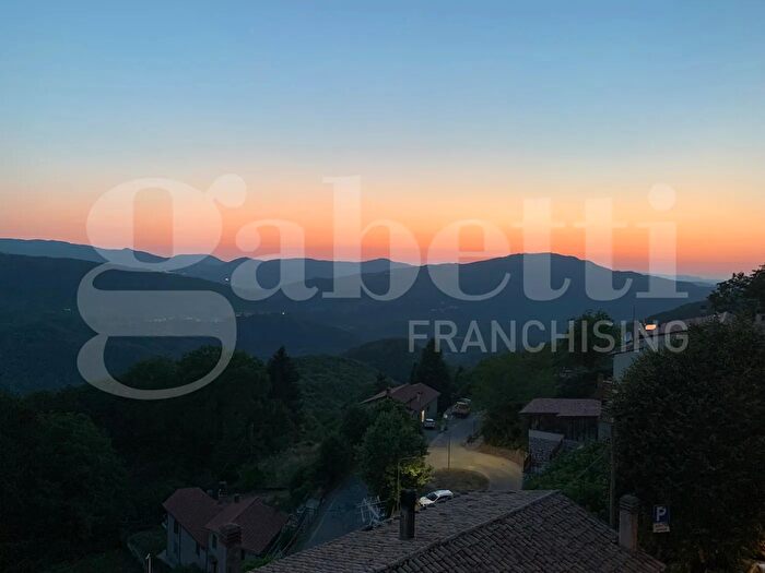 Casa quadrilocale in vendita in Collalto Sabino