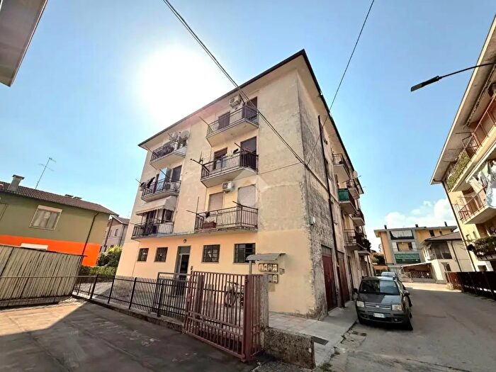 Appartamento trilocale in vendita in Via E Fermi, Montecchio Maggiore