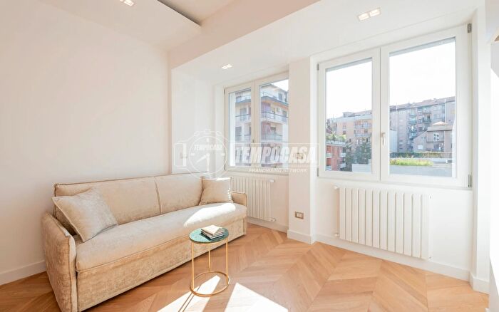 Appartamento bilocale in vendita in Via Gustavo Fara, Milano