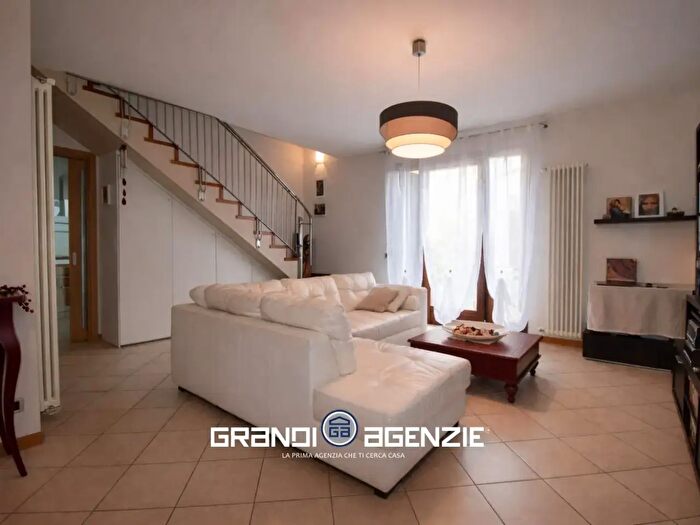 Appartamento quadrilocale in vendita in Via Gobette, Vedelago