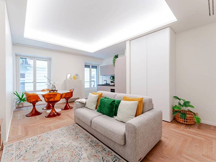 Appartamento bilocale in affitto in Via Filippo Corridoni, Palestro, Milano