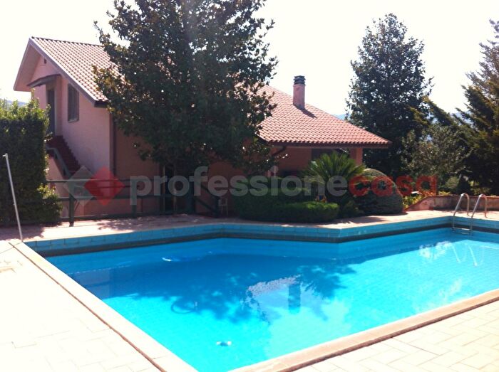 Casa in vendita in Traversa di Via delle Prate Snc, Vicovaro