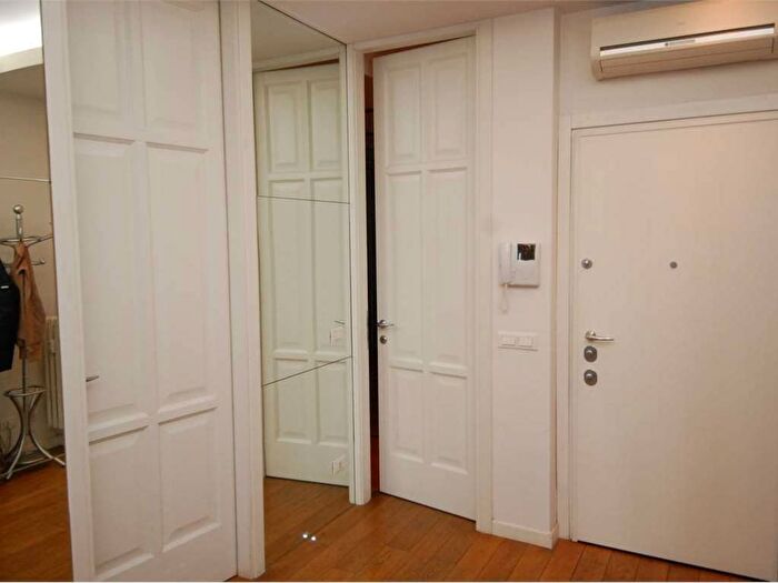 Appartamento trilocale in affitto in Tassoni, Viali, Modena