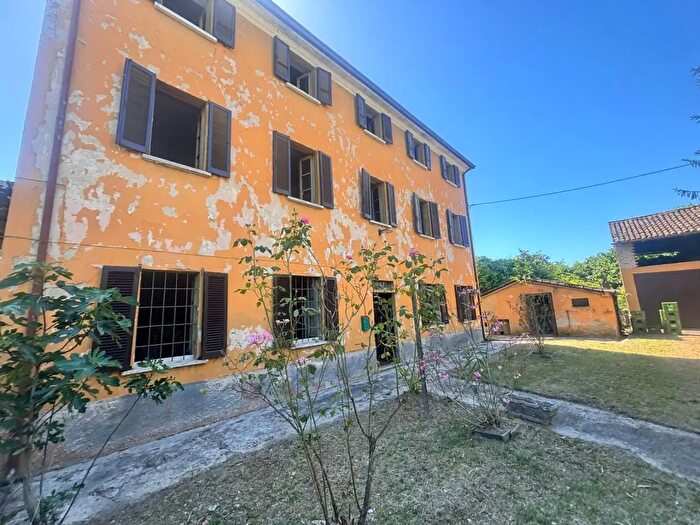 Casa con 10 locali in vendita in Valle Cima, Cigognola