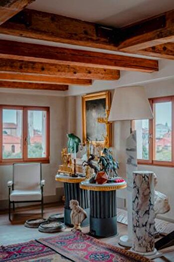 Appartamento con 5 locali in vendita in Fondamenta De San Sebastian, Venezia