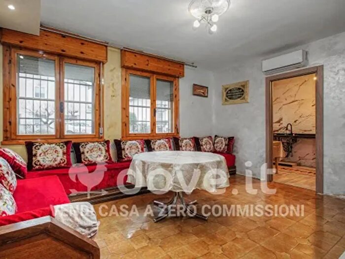 Appartamento trilocale in vendita in Via Giovanni Boccaccio, Galliera